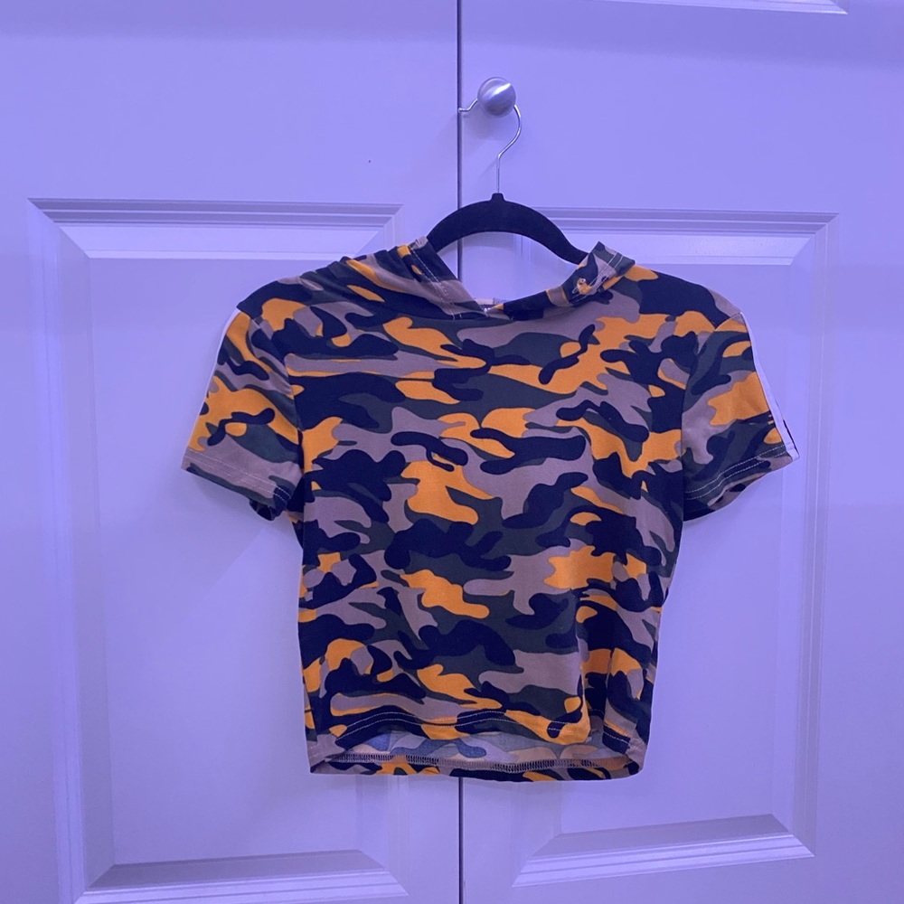 Army cute size:M top best soft texture ever